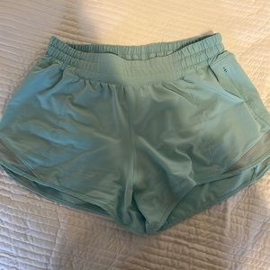 Lululemon hotty hot shorts